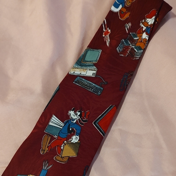 Official MICKEY UNLIMITED Donald Duck Goofy and Mickey Mouse Tie 4" Circa 1990 - Picture 4 of 7